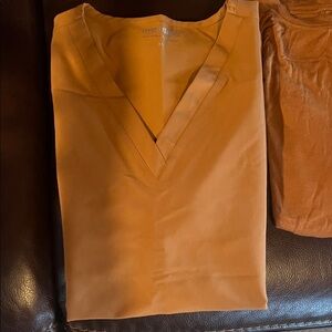 ModCloth Women's Orange V-Neck Top